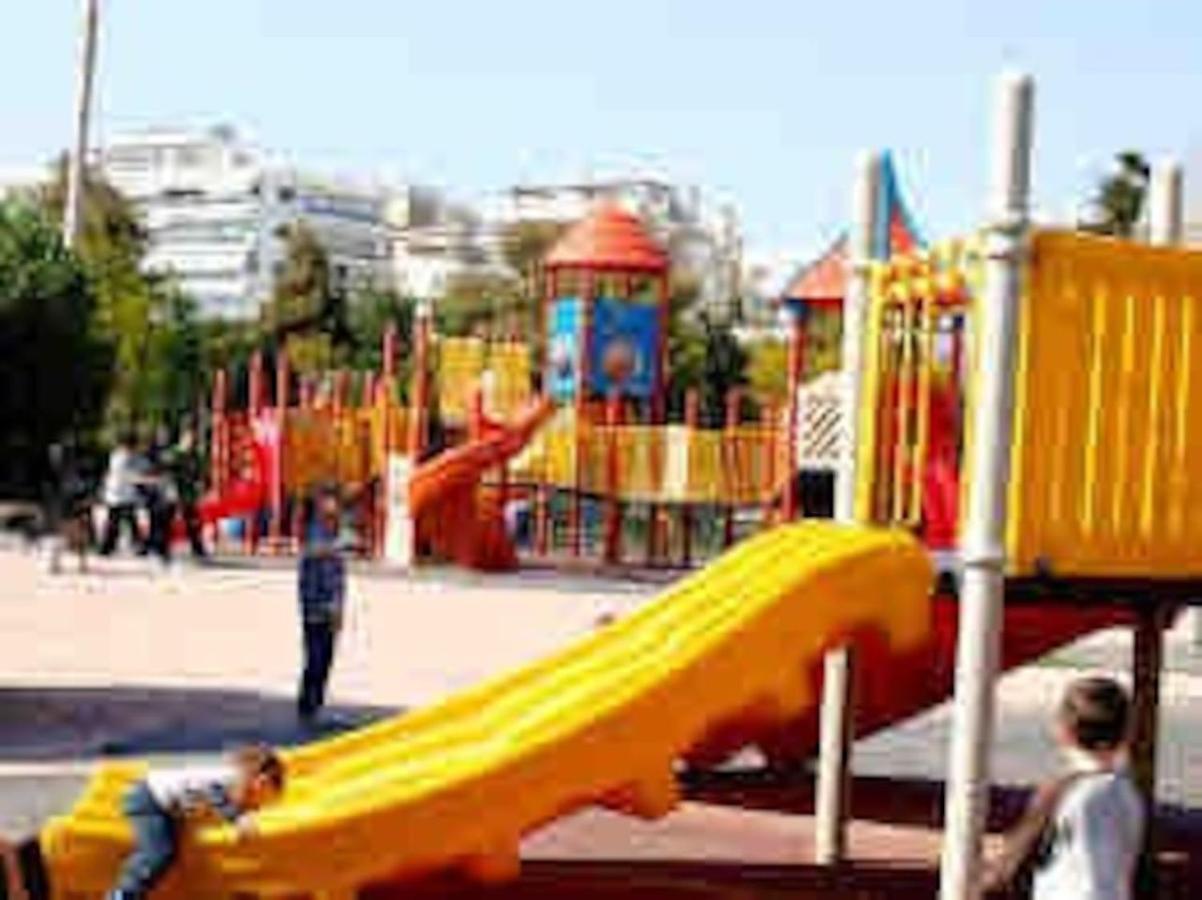 Paleo Faliro Athens Fully Equipped 2 Bedrooms 90 Sqm Big Apartment 200M To Free Beach Bagian luar foto