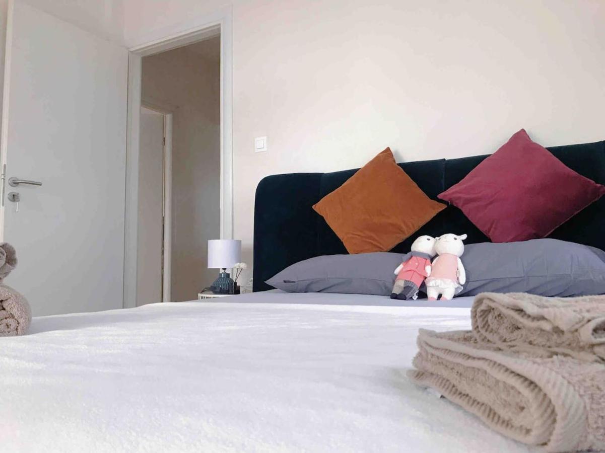 Paleo Faliro Athens Fully Equipped 2 Bedrooms 90 Sqm Big Apartment 200M To Free Beach Bagian luar foto