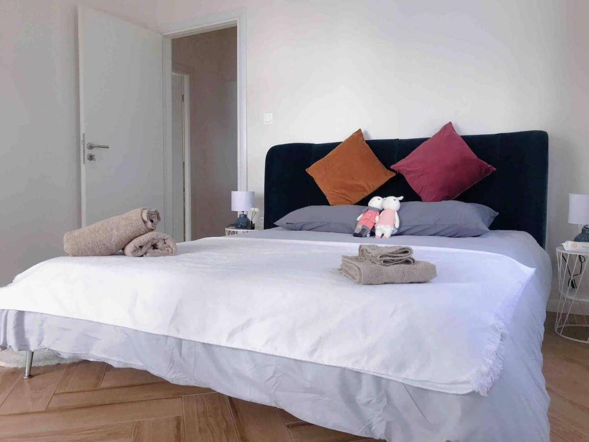 Paleo Faliro Athens Fully Equipped 2 Bedrooms 90 Sqm Big Apartment 200M To Free Beach Bagian luar foto